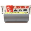 FLEISCHMANN UN WAGON COUVERT A ESSIEUX WIENERWALD BOITE ETAT NEUF 5021 HO