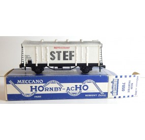 UN WAGON HORNBY COUVERT STEF A BOGIES EN BOITE BLEU HO REF 7250