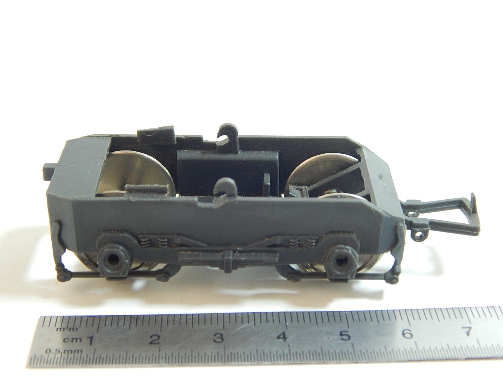 JOUEF HO BOGIE moteur et bogie porteur BB67400 avec piéces divers EUR