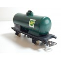 UN WAGON CITERNE JOUEF A ESSIEUX BP VERT ECHELLE EN METAL HO SANS BOITE N°1