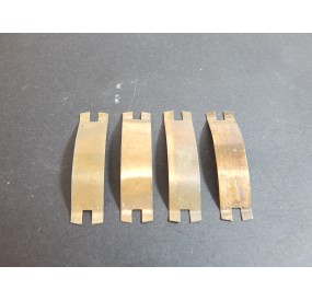 R 259 x 4 BRIDES LARGE DE FIXATION MOTEUR JOUEF - HO