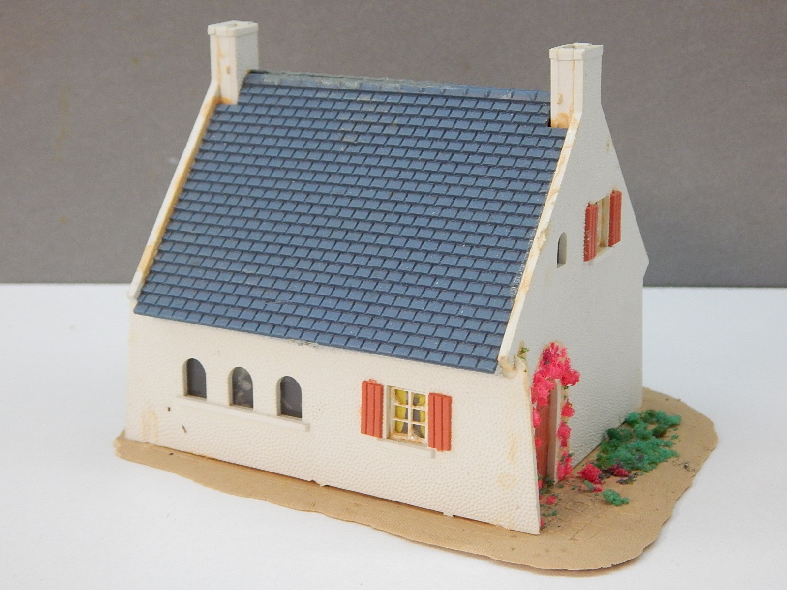 Maquette Maison Solognote Jouef 972 à Monter, Neuve Et Rare (n°1), échelle HO
