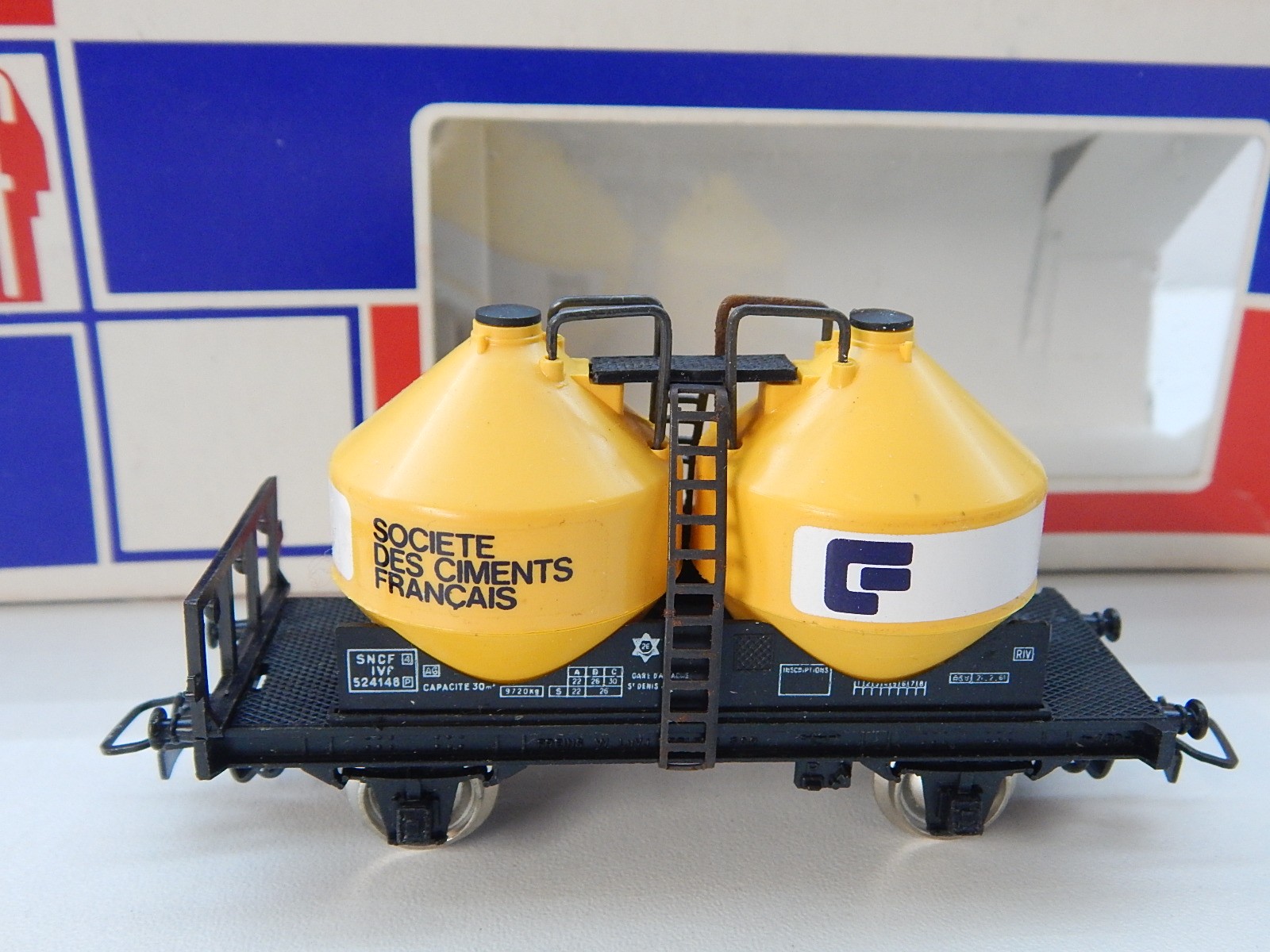 Wagon Jouef HJ6232 – Transport Chevaux Gs, ép. III, Livrée Jaune (HO)