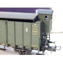 PIKO WAGON COUVERT VERT A ESSIEUX A GUERITE HO EN BOITE