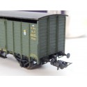 PIKO WAGON COUVERT VERT A ESSIEUX A GUERITE HO EN BOITE