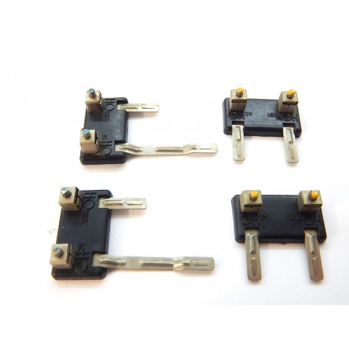 Réf 16924 - HORNBY LOT DE 4 PRISE D'ALIMENTATION POUR RAILS HORNBY HO