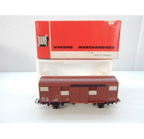 Réf 6240 B - JOUEF WAGONS COUVERT UIC MARRON A ESSIEUX HO EN BOITE ROUGE