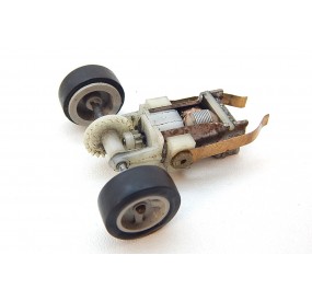 R 16972 UN MOTEUR AVEC ESSIEUX POUR VOTURE CIRCUIT JOUEF