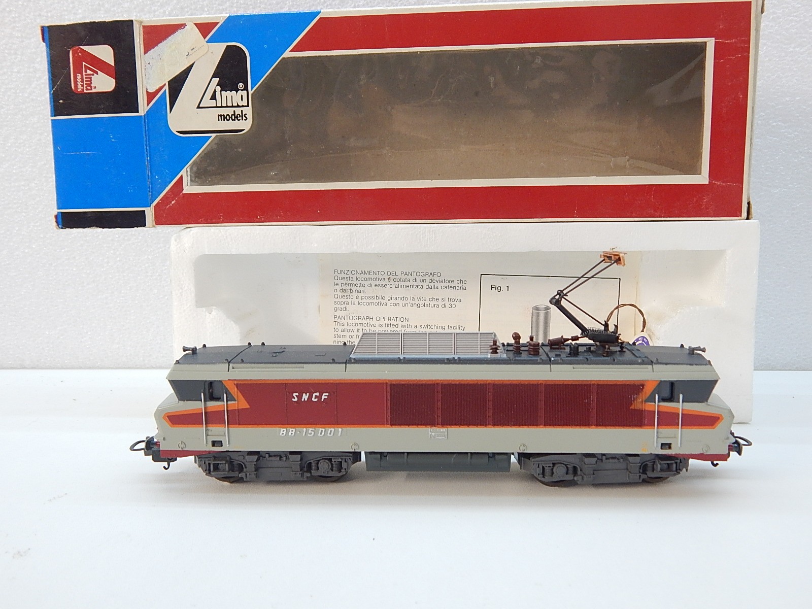 Locomotive électrique CC 14018, livrée bleue Locomotive électrique CC 14018, livrée bleue
