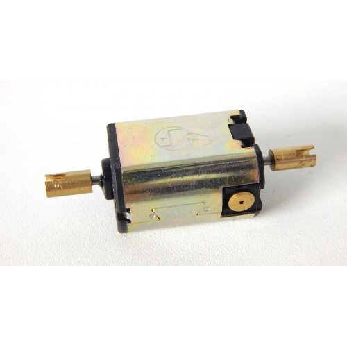 R 15053 LIMA UN MOTEUR DE LOCOMOTIVE CC 14000 HO