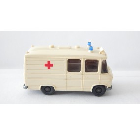 WIKING VEHICULE FOURGON MERCEDES AMBULANCE HO SANS BOITE
