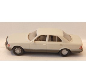 WIKING VEHICULE MERCEDES 500 SE gris HO SANS BOITE