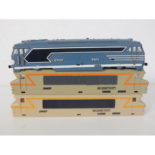Ref 17267 - JOUEF / BOBBI LOT DE 3 CAISSES LOCOMOTIVE DE BB 67001 ET 22200 HO