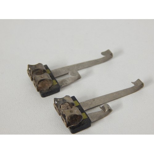 Réf 17288 - HORNBY LOT DE 2 PRISES D'ALIMENTATION POUR RAILS HORNBY HO