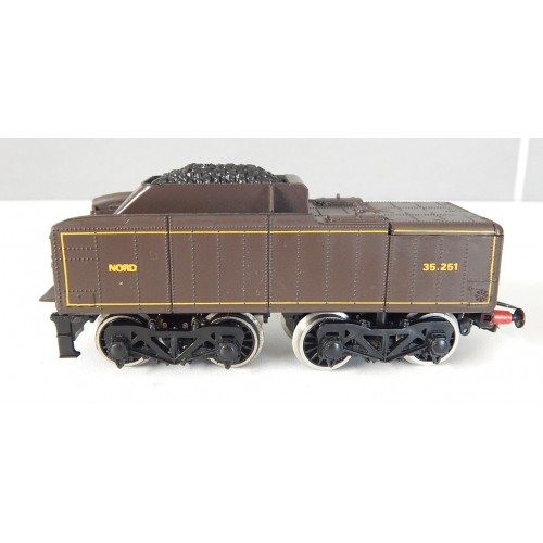 UN TENDER 35-251 MARRON MOTORISER DE LOCOMOTIVE 231 NORD JOUEF HO HO