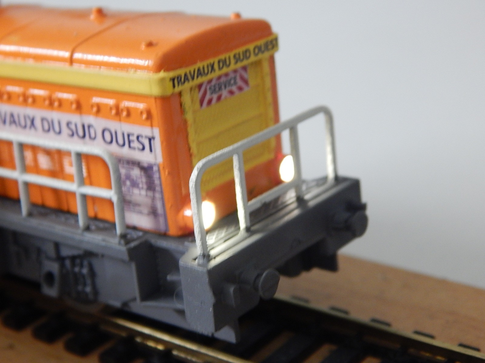 JOUEF - HO LOCO DIESEL 51130 - Ref 8401 E - loco motrices électriques 12V - BE EUR 39,99