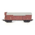 LIMA WAGON COUVERT A BOGIE DEUX PORTE LATERAL ECLAIRAGE FIN CONVOIE HO