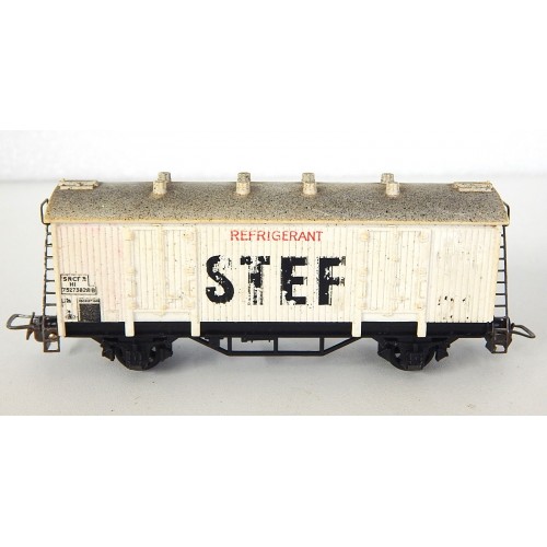 HORNBY WAGON COUVERT A ESSIEUX STEF FRIGORIFIQUE HO SANS BOITE