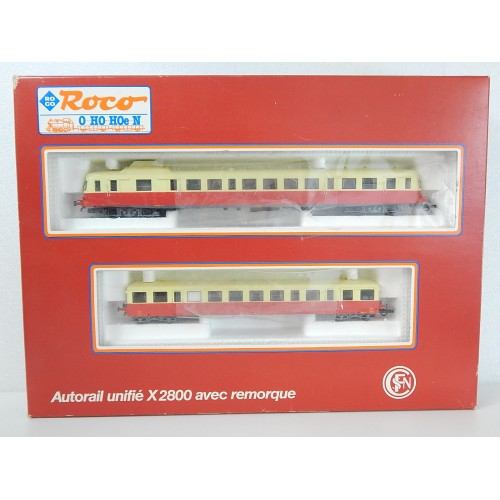 ROCO AUTORAIL UNIFIE X 2800 + REMORQUE EN COFFRET REF 43009