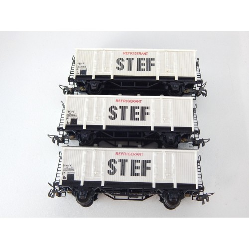 HORNBY LOT 3 WAGONS COUVERT A ESSIEUX STEF FRIGORIFIQUE HO SANS BOITE